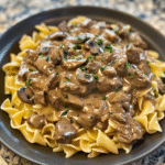 Biefstuk Stroganoff recept met romige champignonsaus en tagliatelle – makkelijk en snel klaar voor een luxe diner thuis