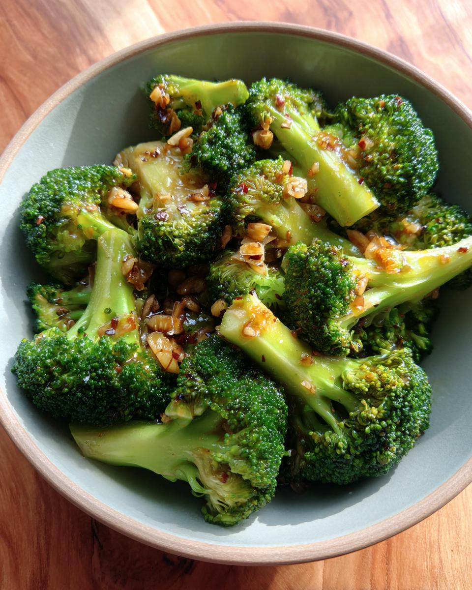 Garlic Broccoli Stir-Fry - detail 2