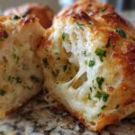 Kaasachtige Knoflookbollen