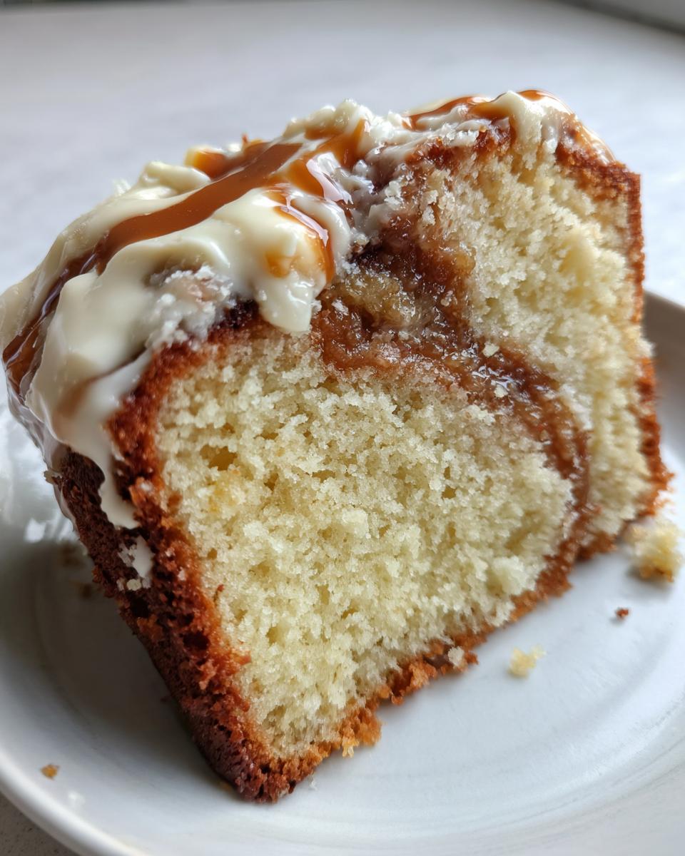 Caramel Cream Cheese Pound Cake - detail 1
